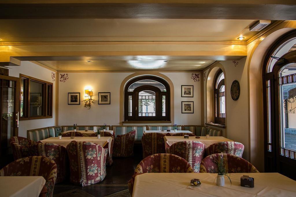 Hotel Posta R.T.A. Madonna Eksteriør bilde