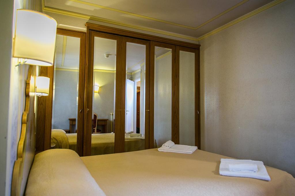 Hotel Posta R.T.A. Madonna Eksteriør bilde