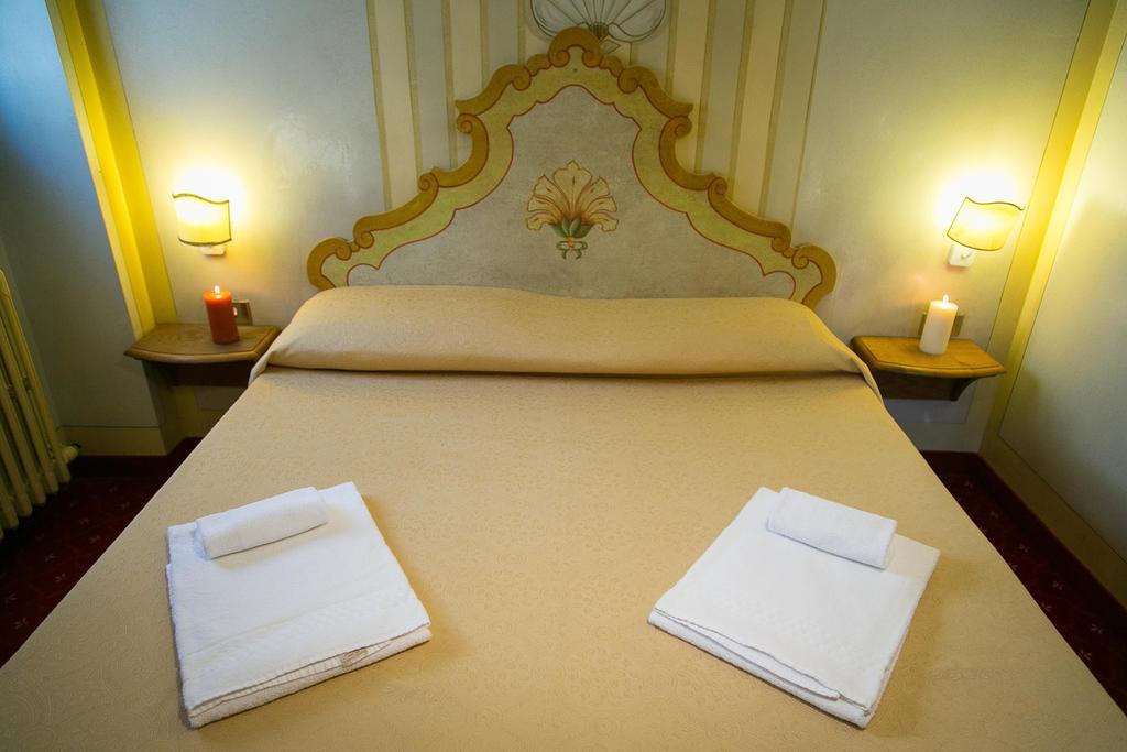 Hotel Posta R.T.A. Madonna Eksteriør bilde